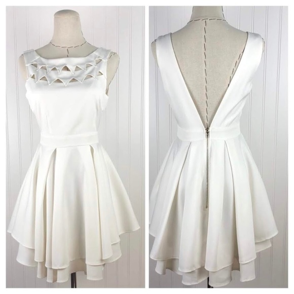 L'ATISTE Dresses & Skirts - ~L'ATISTE~ White Midi Dress, Sz S
